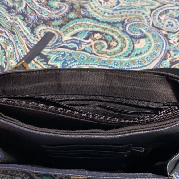 🎁 A cute navy shoulder bag!! - Picture 4 of 4